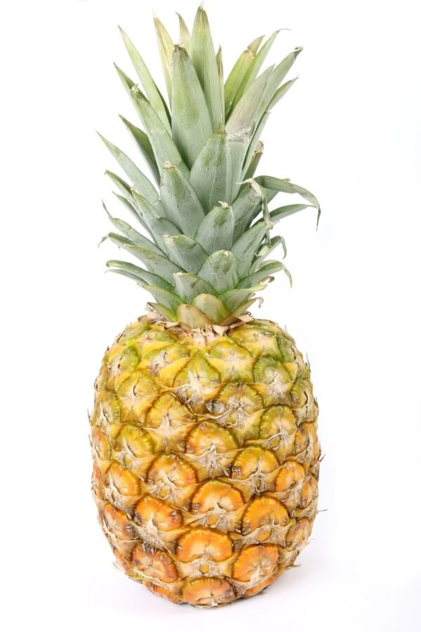 fresh, fruit, healthy, natural, organic, pineapple, tropical, tropical fruit, nature, texture, edible, leaves, leaf, sweet, pineapple, pineapple, pineapple, pineapple, pineapple